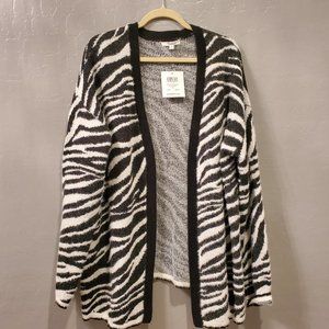 NWT 89TH+Madison Zebra Sweater